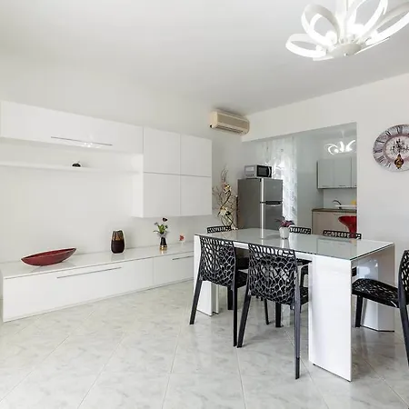 Vakantiehuis Belvedere Torre Lapillo